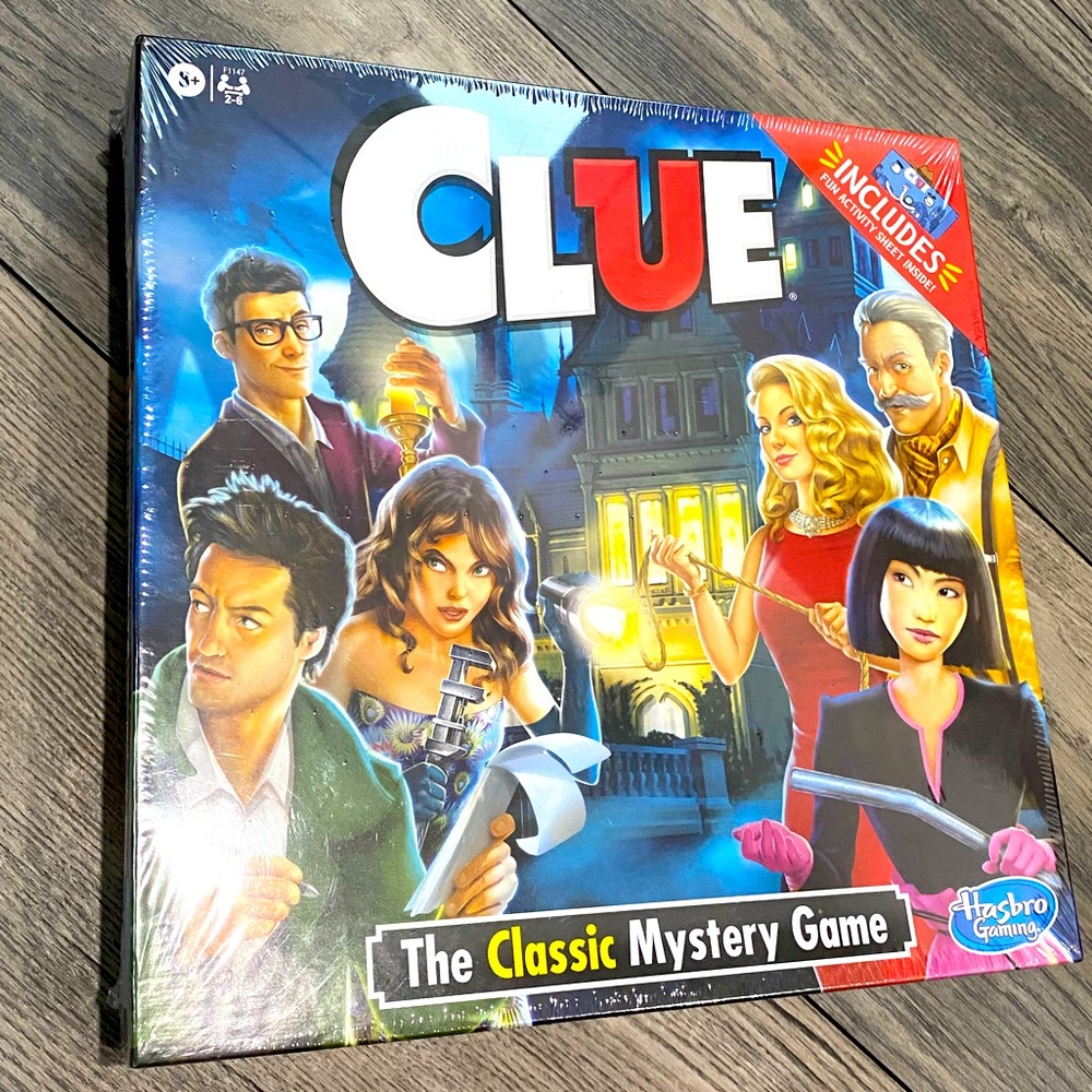 NWT CLUE BOARD GAME